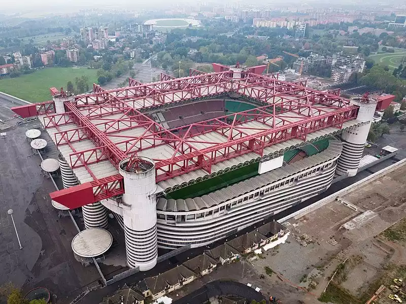 Estructura del techo del San Siro (Stadio Giuseppe Meazza)